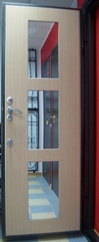 МДФ-панель с зеркалом " 2 " на входной металлической двери
